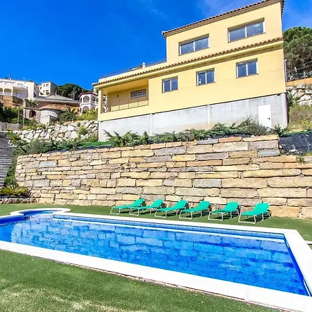 Sant Eloi Sleeps 10 Pool Wifi * Lloret de Mar