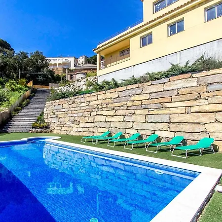 Villa Sant Eloi Sleeps 10 Pool Wifi Lloret de Mar
